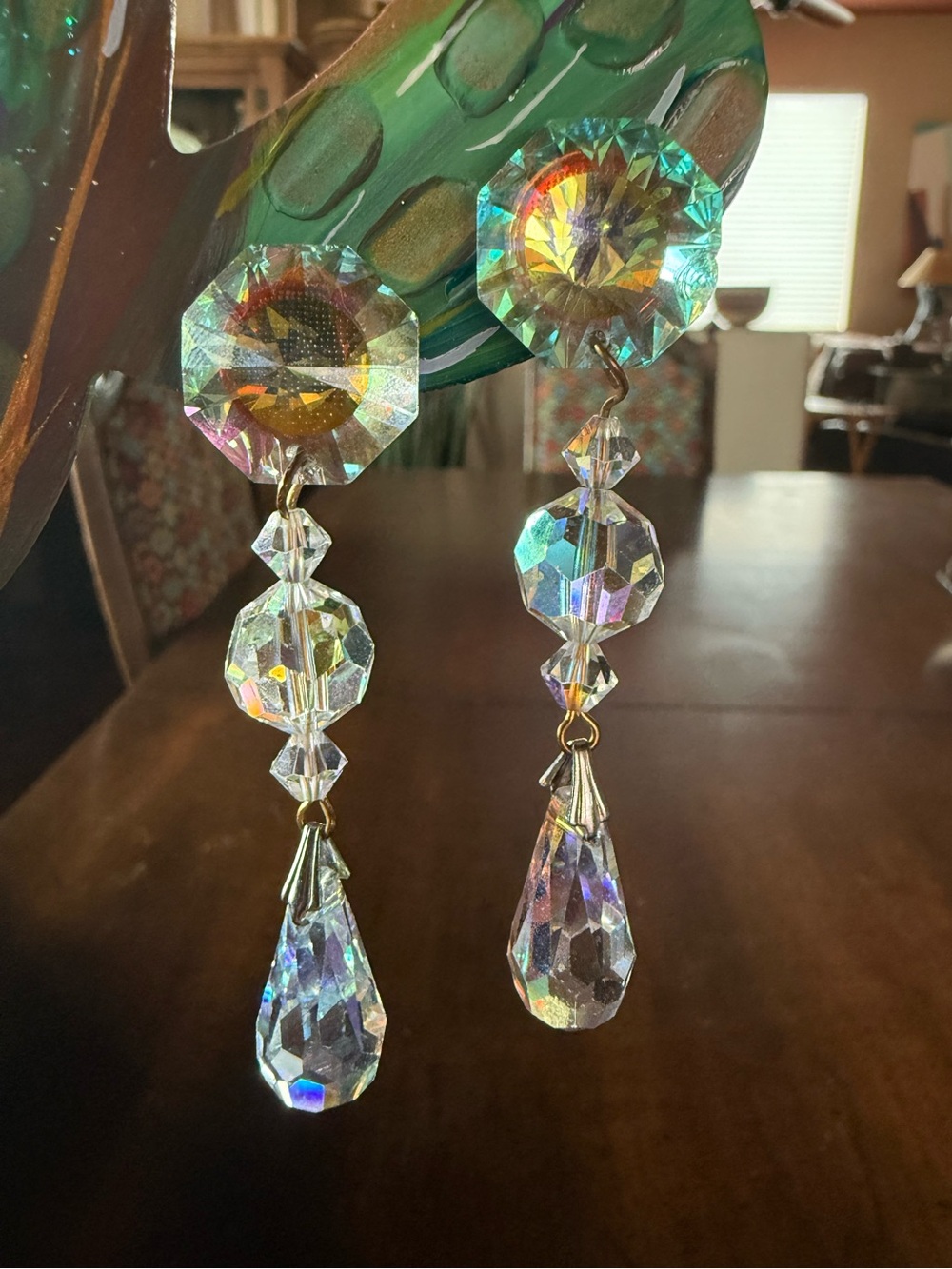 Vintage sparkly earrings
